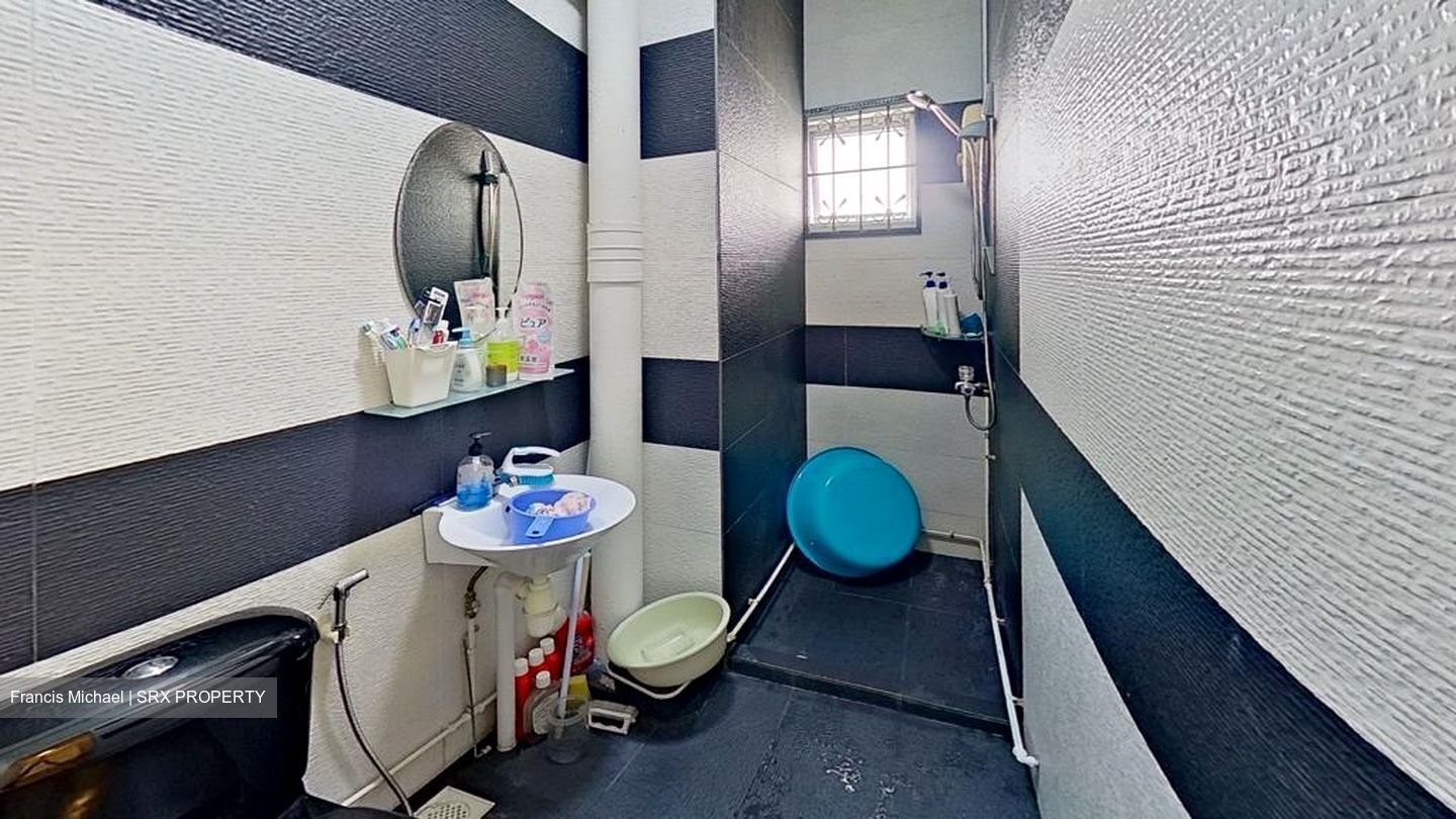 Blk 125 Tampines Street 11 (Tampines), HDB Executive #420252851